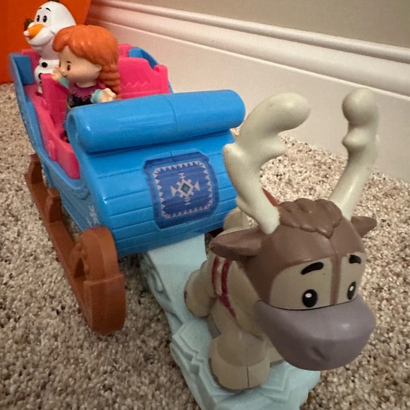 Fisher-Price Little People Disney Frozen Kristoff's Sleigh - Picture 2 of 3